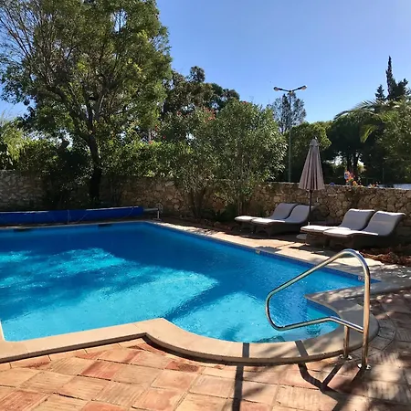 Quinta Do Rosal Pensión Carvoeiro (Lagoa)